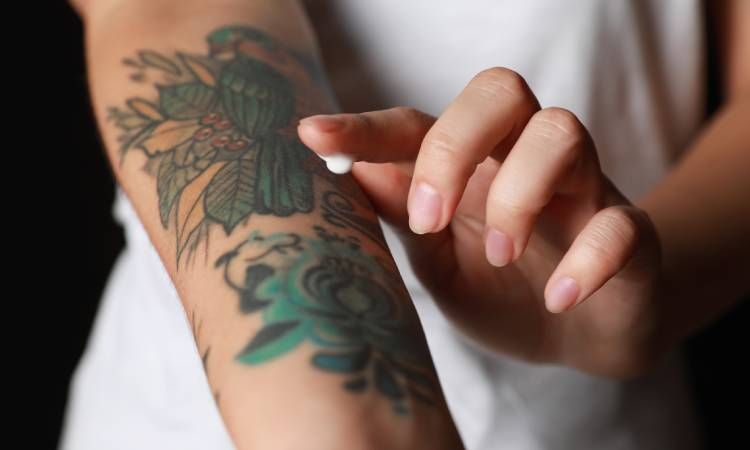 Alergia na tatuaż - czy to możliwe? Objawy i postępowanie