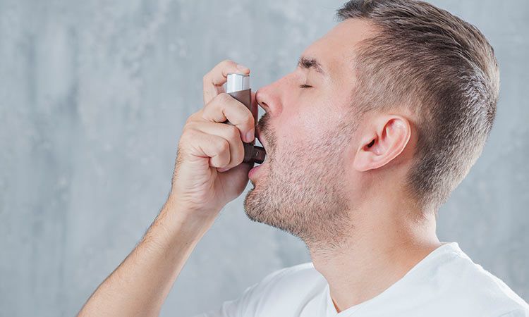 Astma. Jak się objawia i czym różni się od alergii?