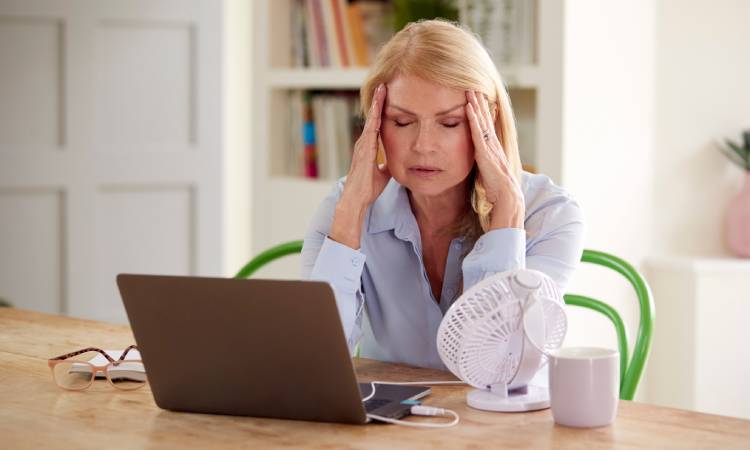 Menopauza i zdrowie psychiczne – jak sobie z tym radzić?