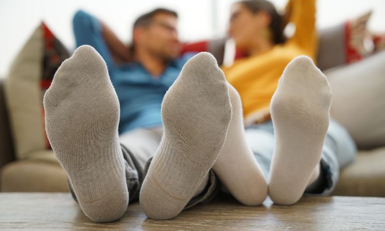 Brzydki zapach stóp - przyczyny i sposoby zapobiegania 